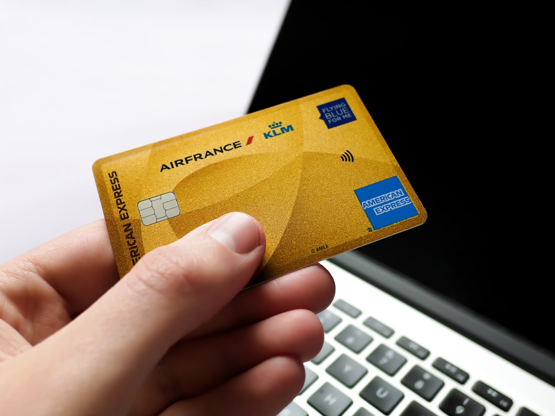 Dhahaby Sharia-Compliant Gold Finance vs Sovereign Gold Schemes